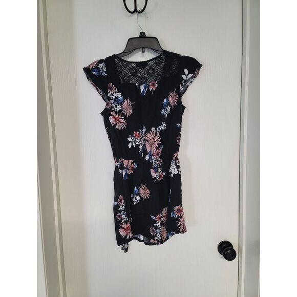 Womens floral patterned Joe B short sleeve romper - Picture 1 of 4